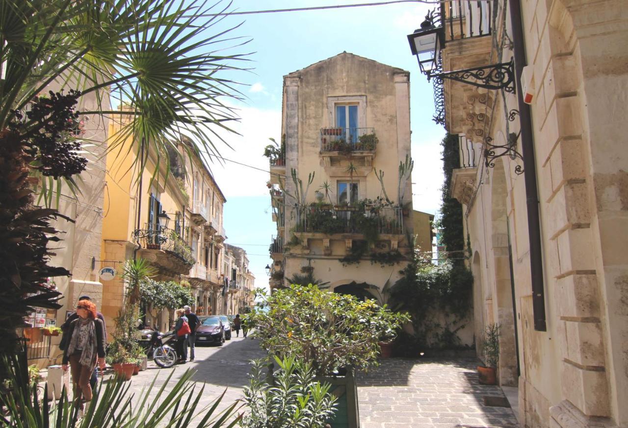 Appartamento Casa Al Teatro Syracuse Esterno foto